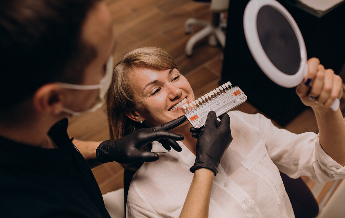 Precisa desgastar o dente para colocar as lentes